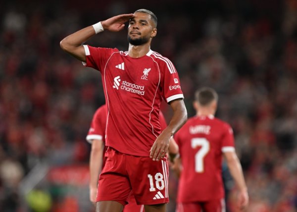 被低估！加克波本赛季13场英超4球+3助攻 均为利物浦队内同时最多